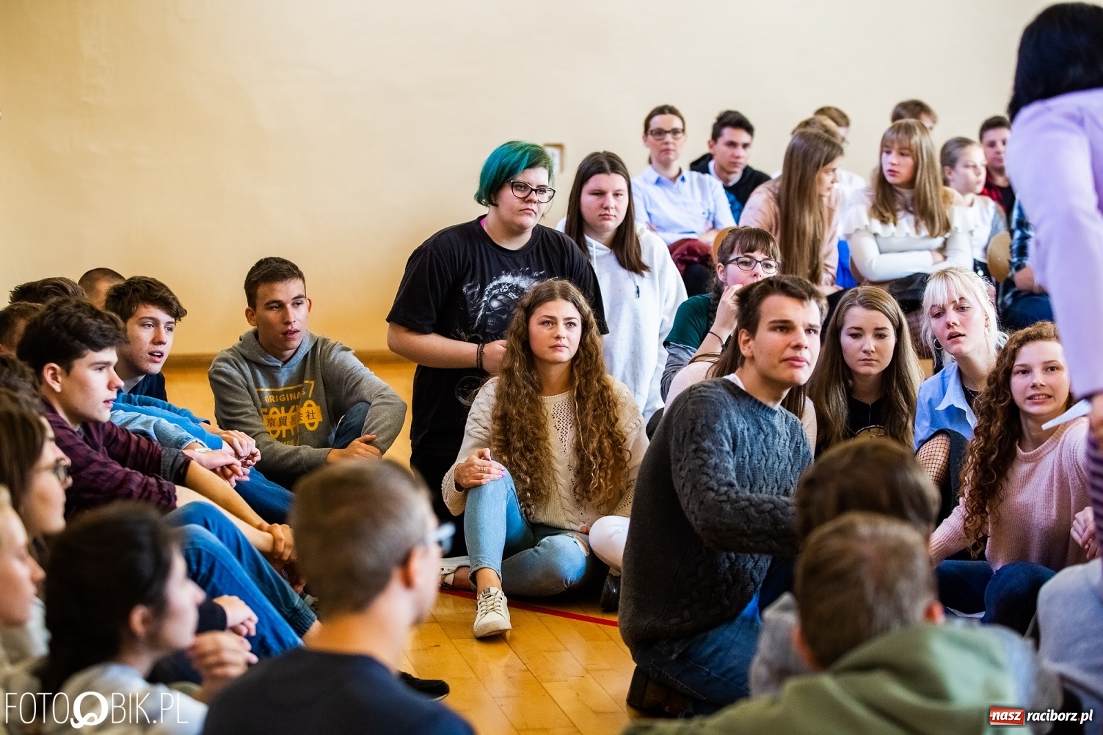 Zdjęcie w galerii na portalu naszraciborz.pl: Turniej Gier i Zabaw Językowych w II LO wiadomości z regionu