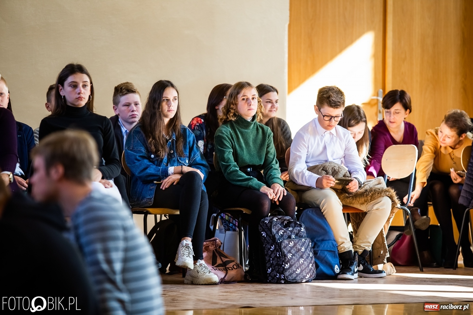Zdjęcie w galerii na portalu naszraciborz.pl: Turniej Gier i Zabaw Językowych w II LO wiadomości z regionu