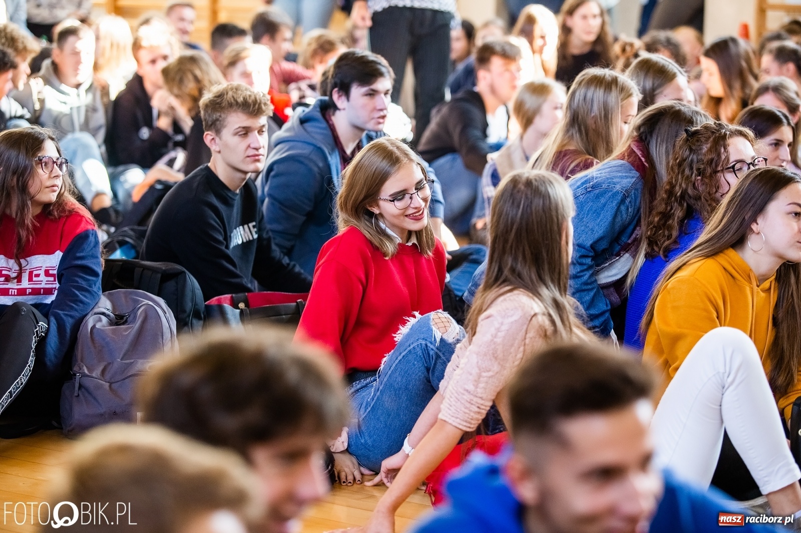 Zdjęcie w galerii na portalu naszraciborz.pl: Turniej Gier i Zabaw Językowych w II LO wiadomości z regionu