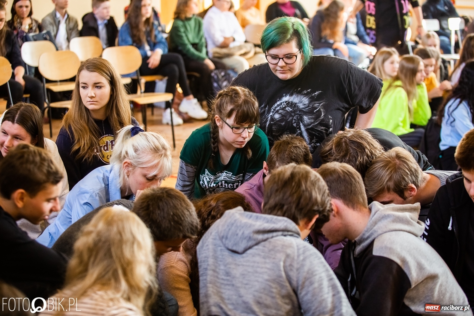 Zdjęcie w galerii na portalu naszraciborz.pl: Turniej Gier i Zabaw Językowych w II LO wiadomości z regionu