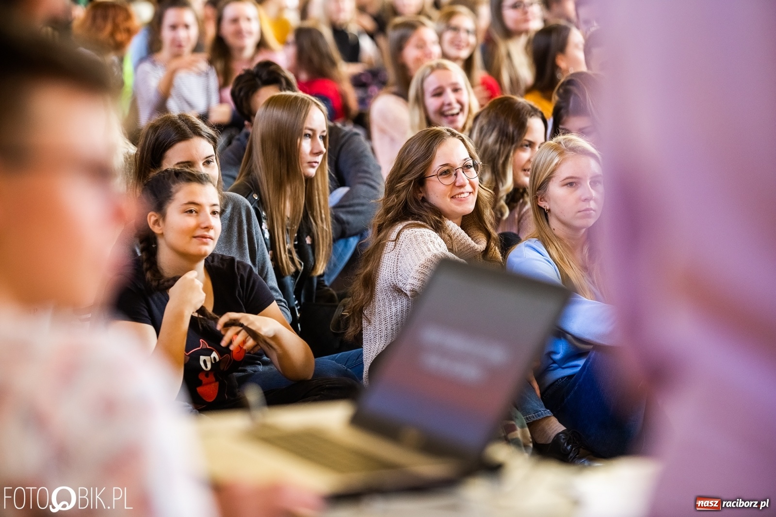 Zdjęcie w galerii na portalu naszraciborz.pl: Turniej Gier i Zabaw Językowych w II LO wiadomości z regionu
