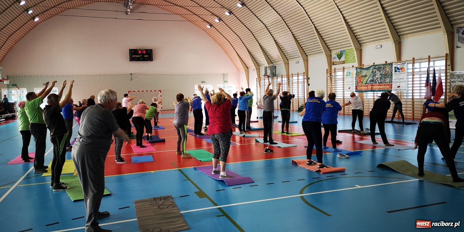 Zdjęcie w galerii na portalu naszraciborz.pl: Seniorze, rusz się! Zajęcia pilates w Krzanowicach  wiadomości z regionu