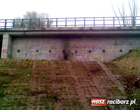 Zdjęcie w galerii na portalu naszraciborz.pl: Panowie, dajcie spokój! wiadomości z regionu