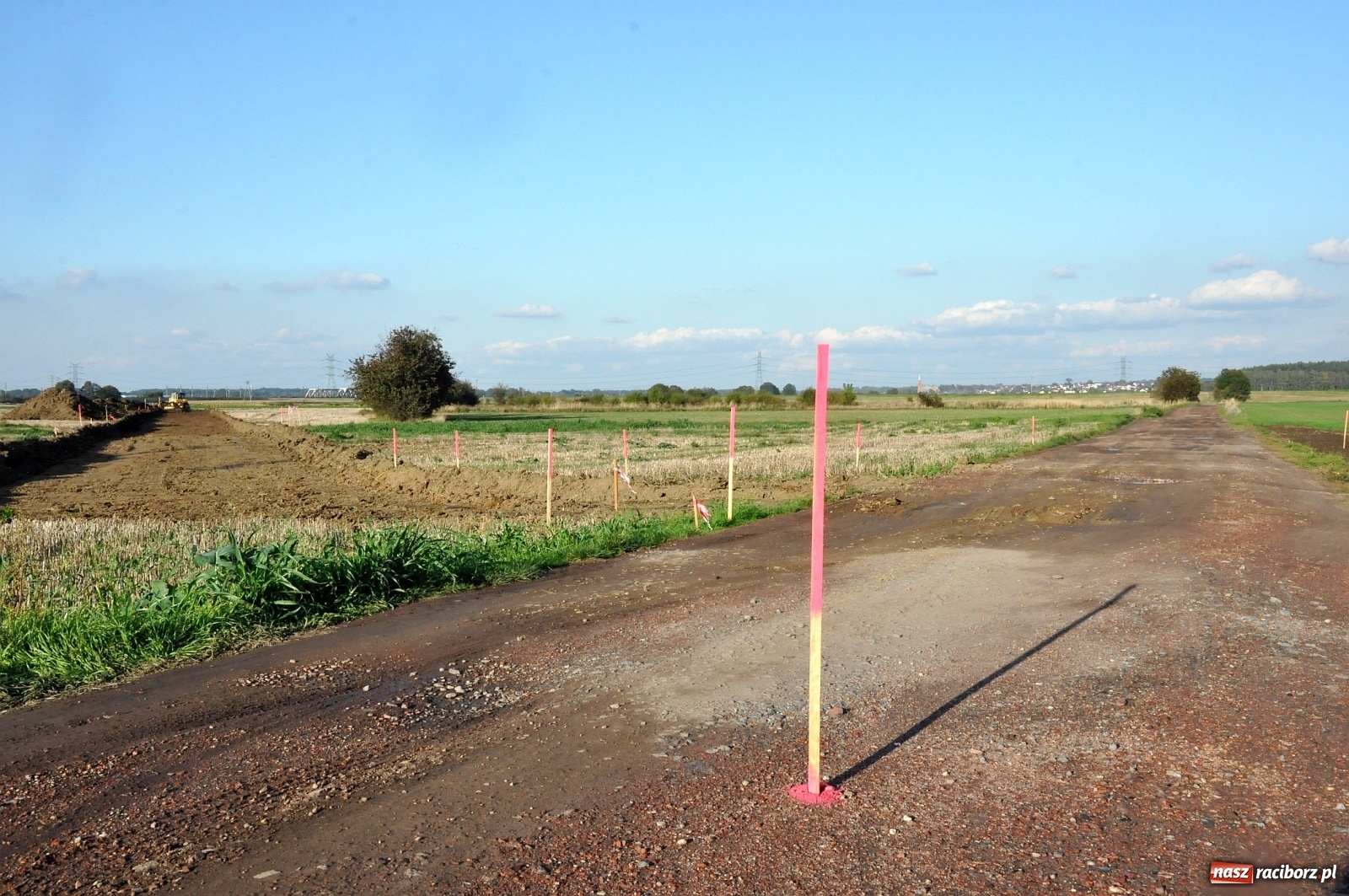 Zdjęcie w galerii na portalu naszraciborz.pl: Od strony Rybnickiej ruszyły już prace przy wschodniej obwodnicy Raciborza [FOTO]  wiadomości z regionu
