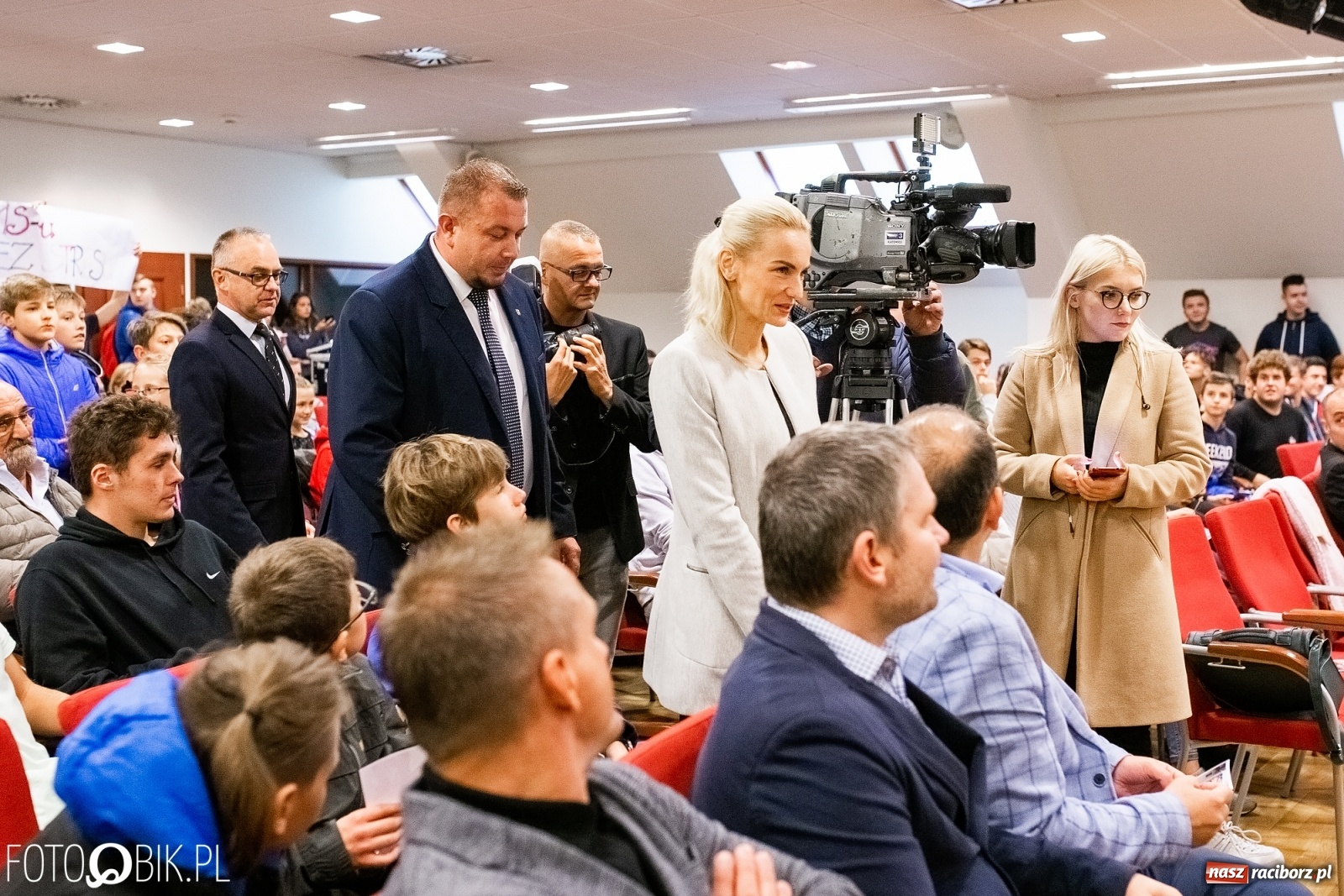 Zdjęcie w galerii na portalu naszraciborz.pl: Raciborska królowa lekkiej atletyki spotkała się z fanami [FOTO i WIDEO] wiadomości z regionu