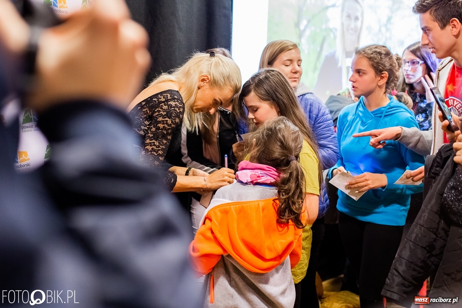 Zdjęcie w galerii na portalu naszraciborz.pl: Raciborska królowa lekkiej atletyki spotkała się z fanami [FOTO i WIDEO] wiadomości z regionu