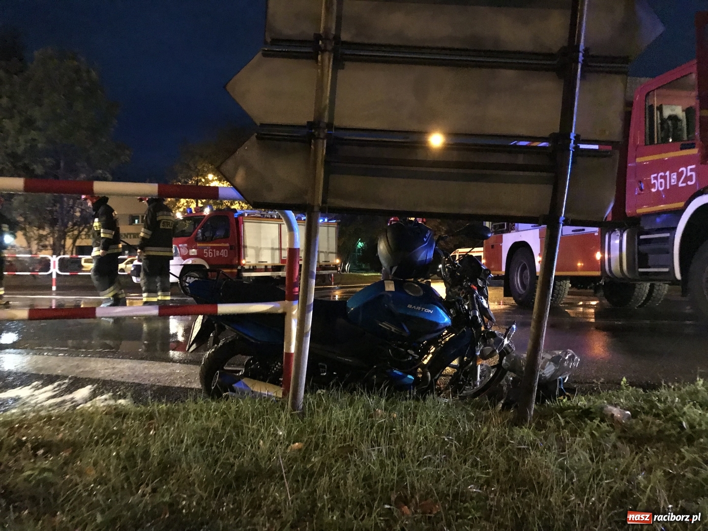 Zdjęcie w galerii na portalu naszraciborz.pl: Wypadek na skrzyżowaniu Mariańska-Ocicka [FOTO] wiadomości z regionu