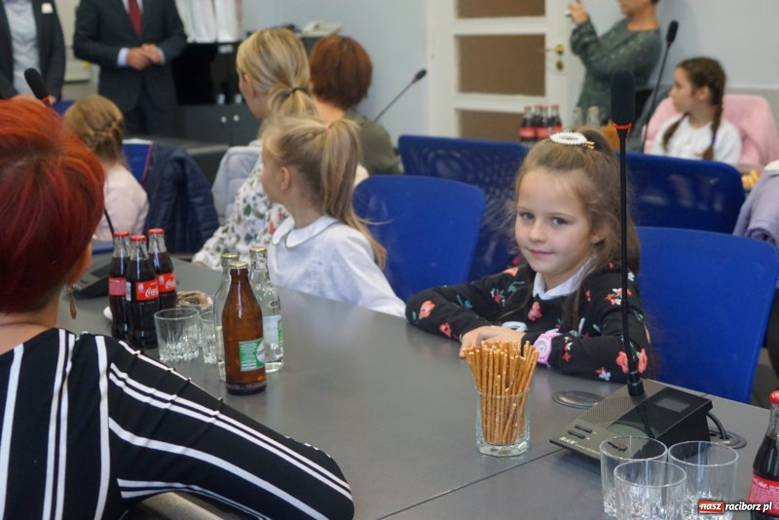 Zdjęcie w galerii na portalu naszraciborz.pl: Wręczono nagrody w konkursie Zwalczamy SMOG przez cały rok  wiadomości z regionu