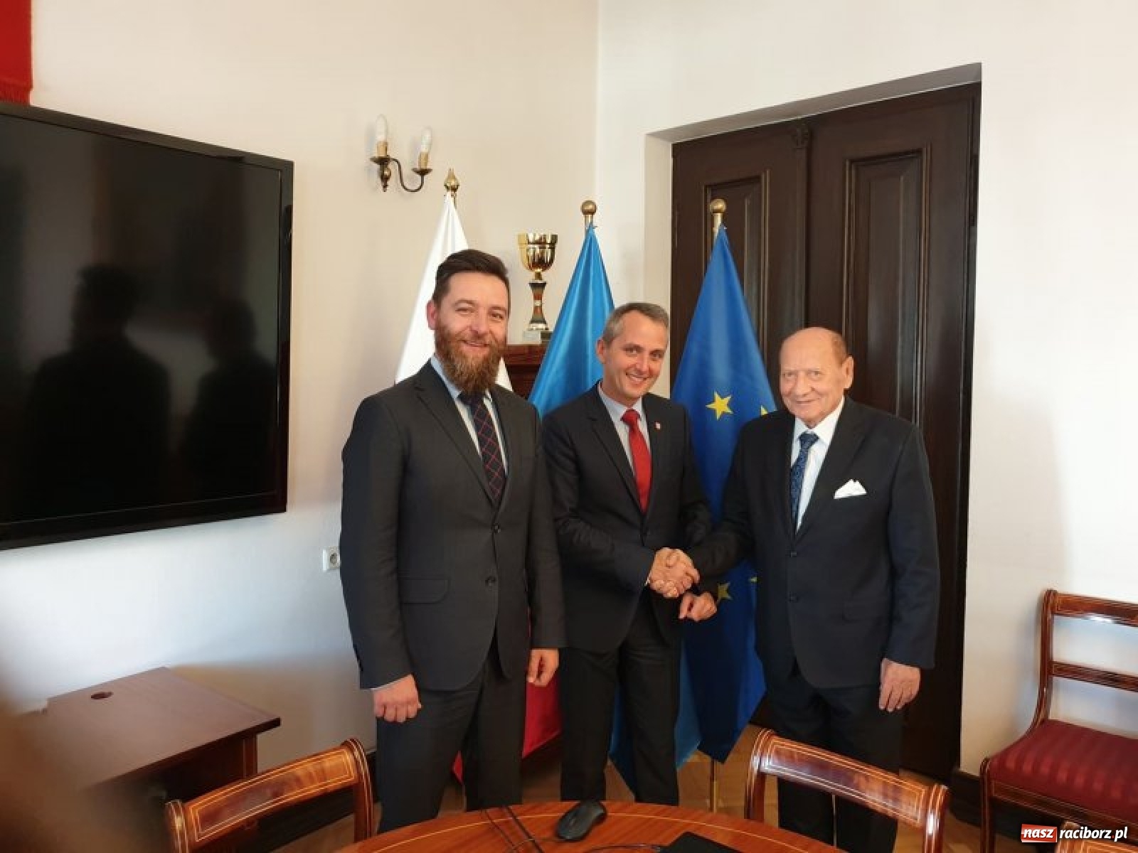 Zdjęcie w galerii na portalu naszraciborz.pl: Prezydent Raciborza na Kongresie 590  wiadomości z regionu