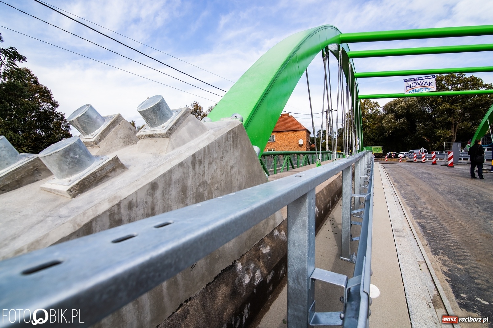 Zdjęcie w galerii na portalu naszraciborz.pl: Pierwsze samochody przejechały po nowym moście w Rudach [FOTO i WIDEO] wiadomości z regionu