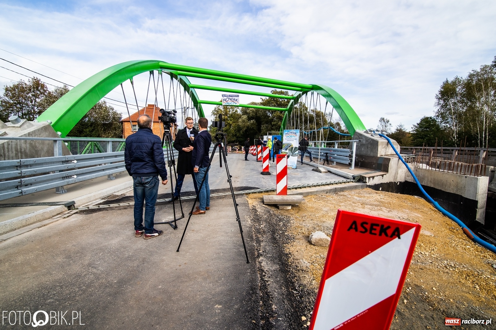 Zdjęcie w galerii na portalu naszraciborz.pl: Pierwsze samochody przejechały po nowym moście w Rudach [FOTO i WIDEO] wiadomości z regionu