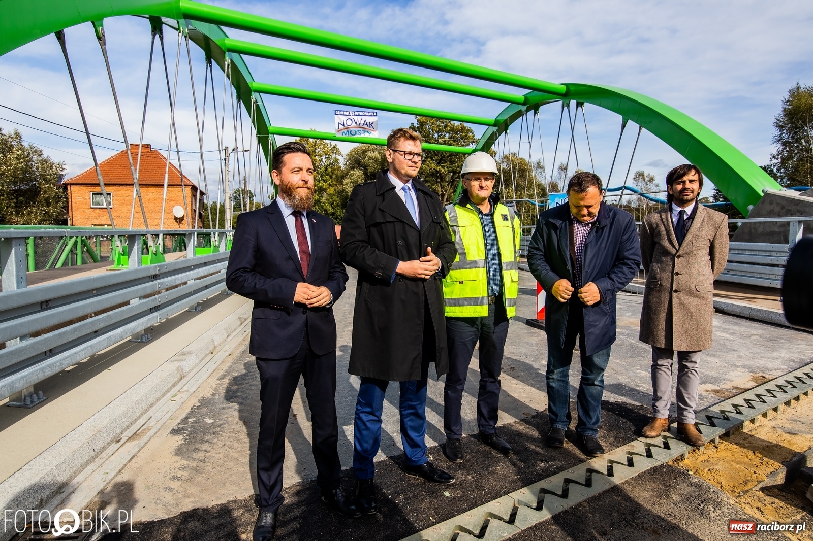 Zdjęcie w galerii na portalu naszraciborz.pl: Pierwsze samochody przejechały po nowym moście w Rudach [FOTO i WIDEO] wiadomości z regionu