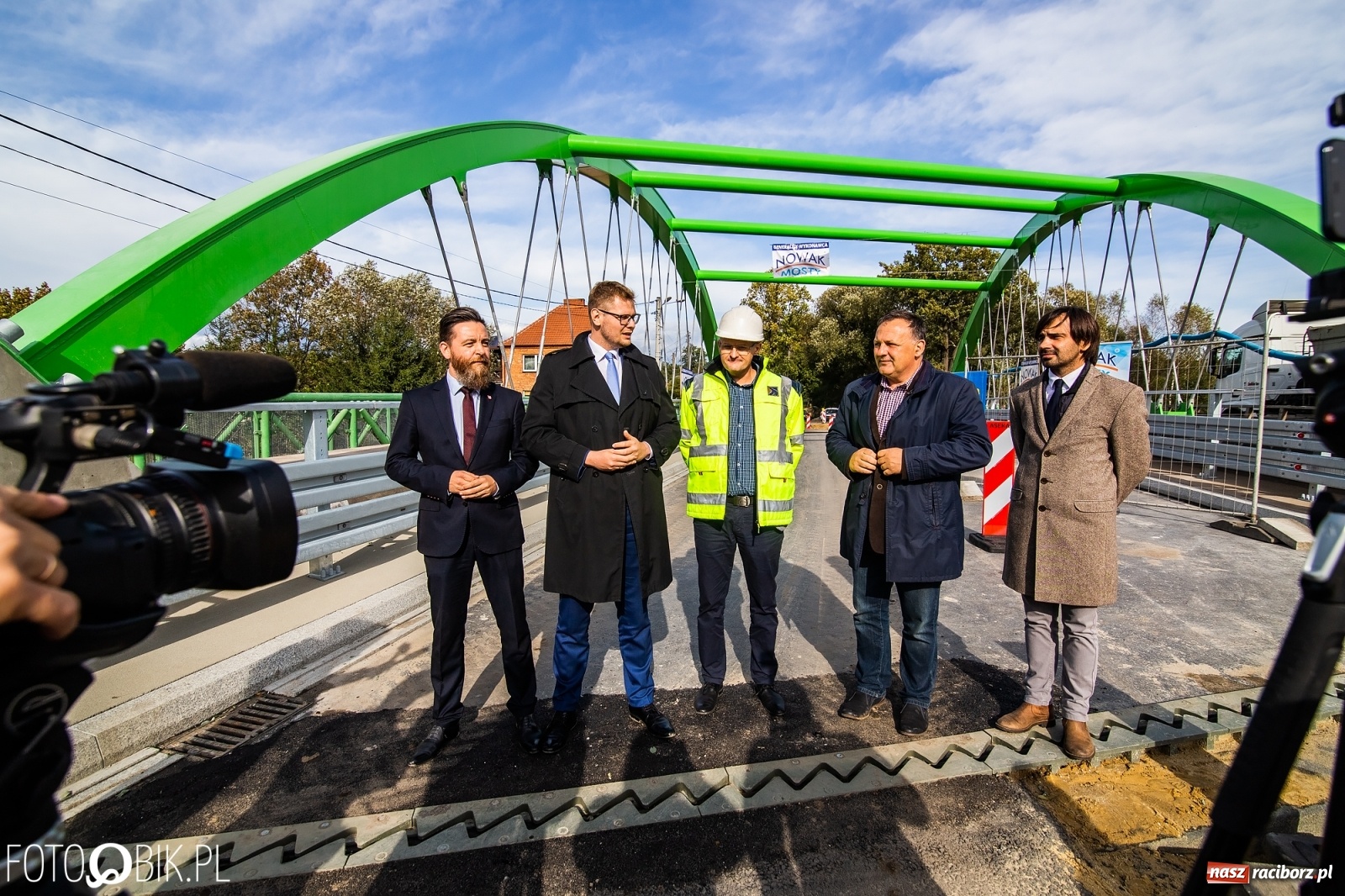 Zdjęcie w galerii na portalu naszraciborz.pl: Pierwsze samochody przejechały po nowym moście w Rudach [FOTO i WIDEO] wiadomości z regionu