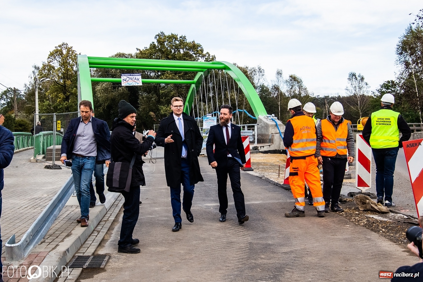 Zdjęcie w galerii na portalu naszraciborz.pl: Pierwsze samochody przejechały po nowym moście w Rudach [FOTO i WIDEO] wiadomości z regionu
