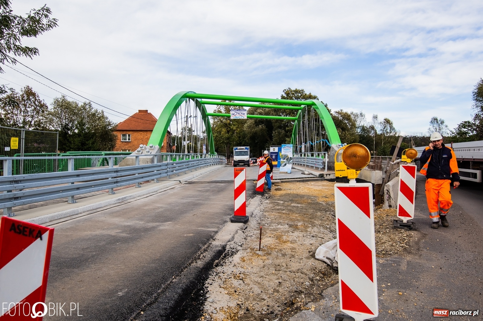 Zdjęcie w galerii na portalu naszraciborz.pl: Pierwsze samochody przejechały po nowym moście w Rudach [FOTO i WIDEO] wiadomości z regionu