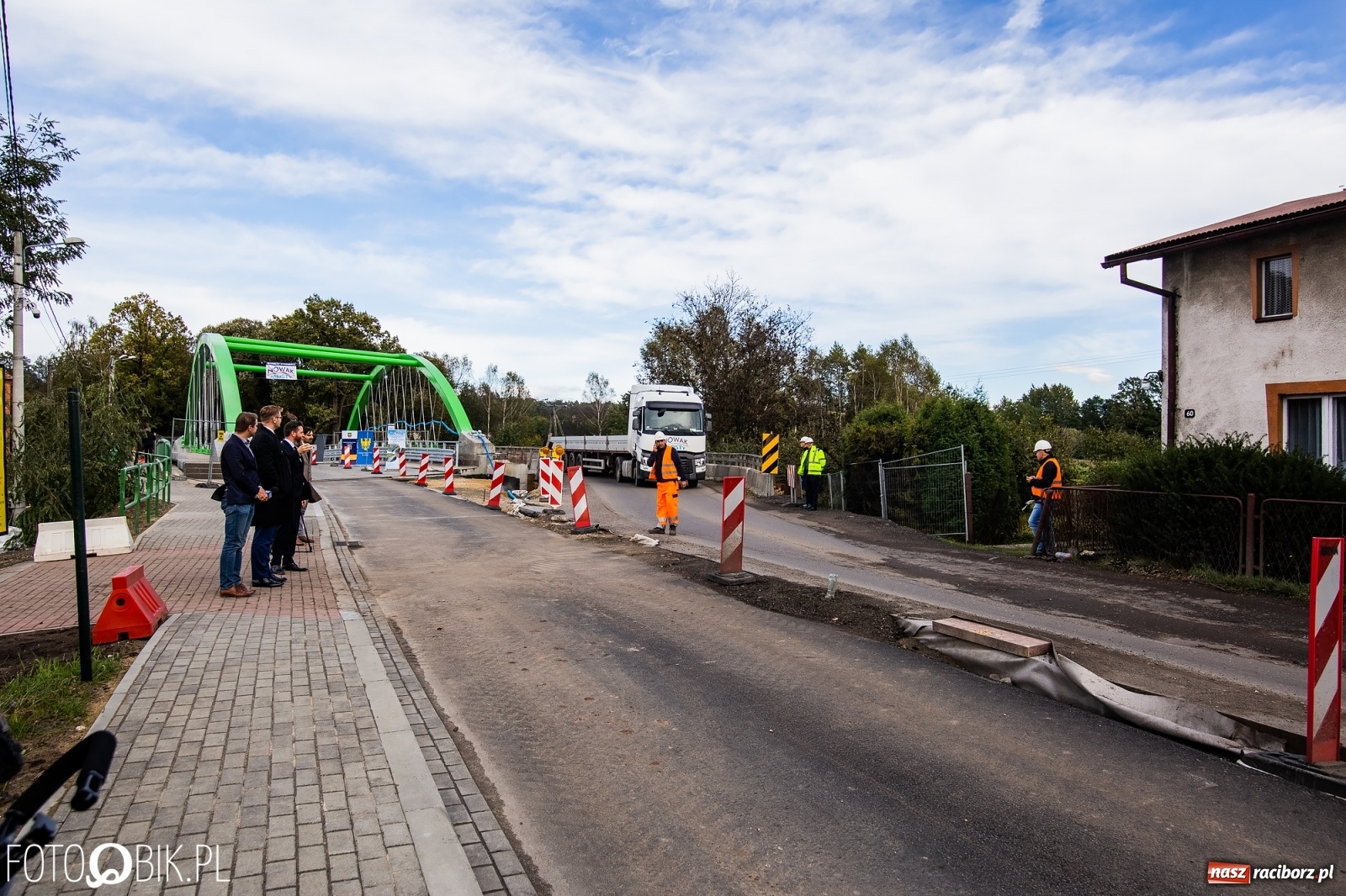 Zdjęcie w galerii na portalu naszraciborz.pl: Pierwsze samochody przejechały po nowym moście w Rudach [FOTO i WIDEO] wiadomości z regionu
