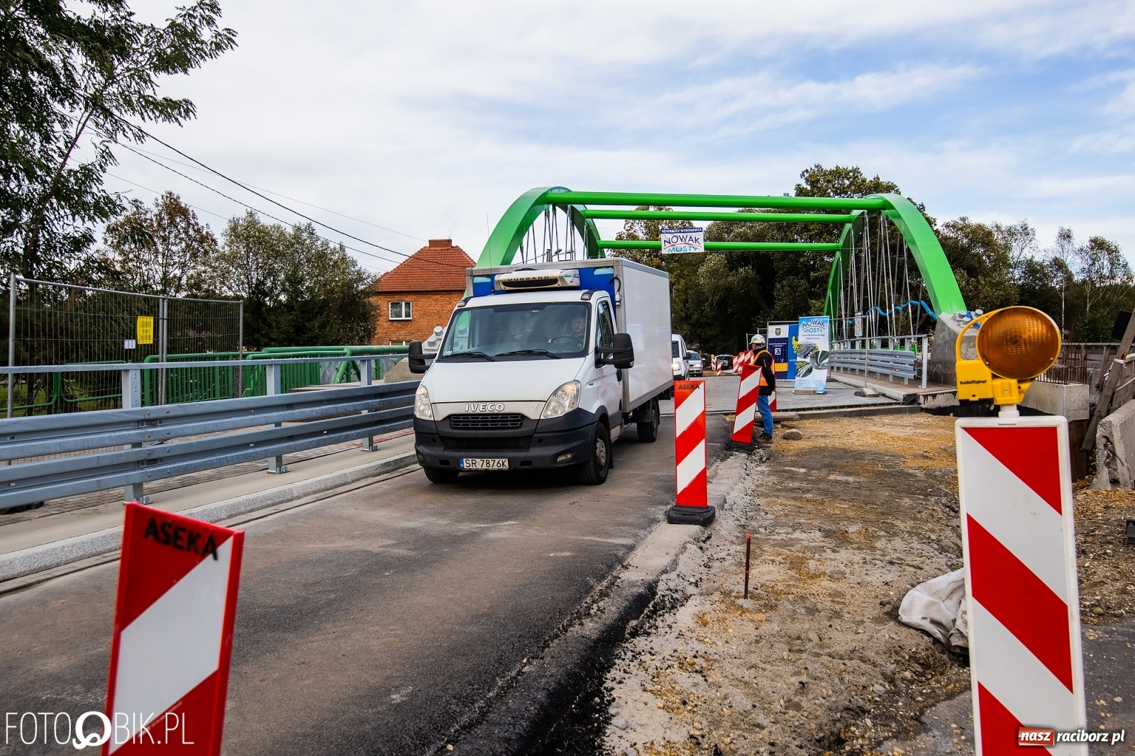 Zdjęcie w galerii na portalu naszraciborz.pl: Pierwsze samochody przejechały po nowym moście w Rudach [FOTO i WIDEO] wiadomości z regionu