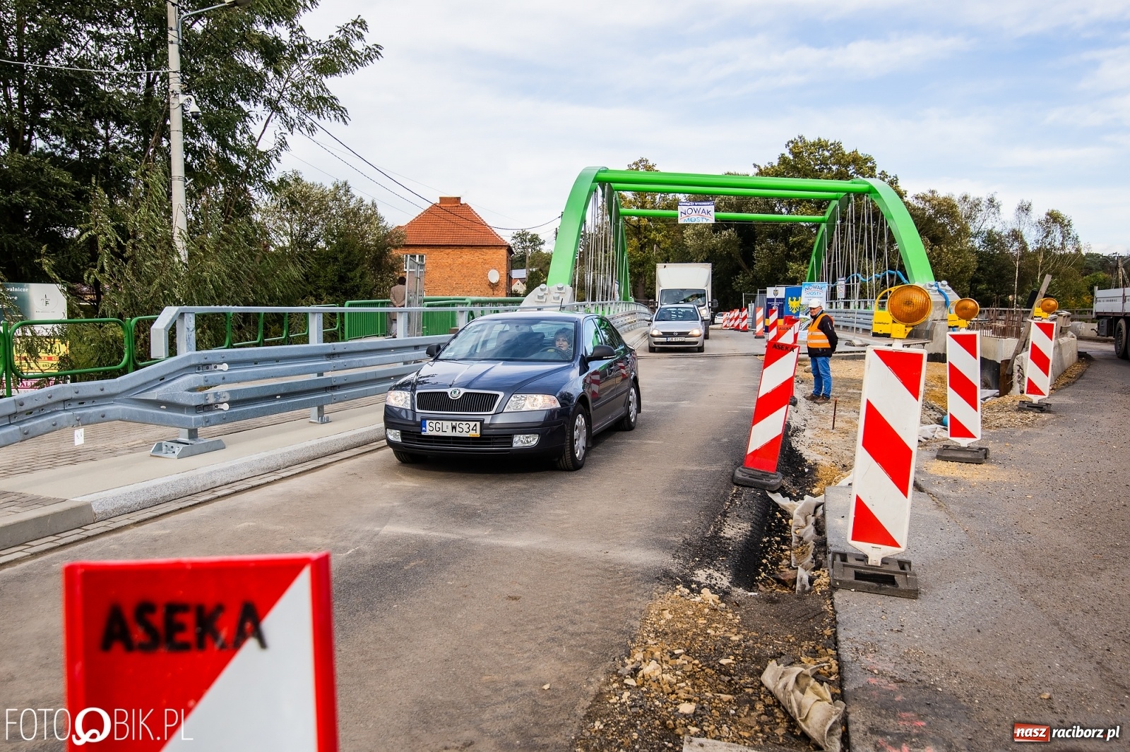Zdjęcie w galerii na portalu naszraciborz.pl: Pierwsze samochody przejechały po nowym moście w Rudach [FOTO i WIDEO] wiadomości z regionu