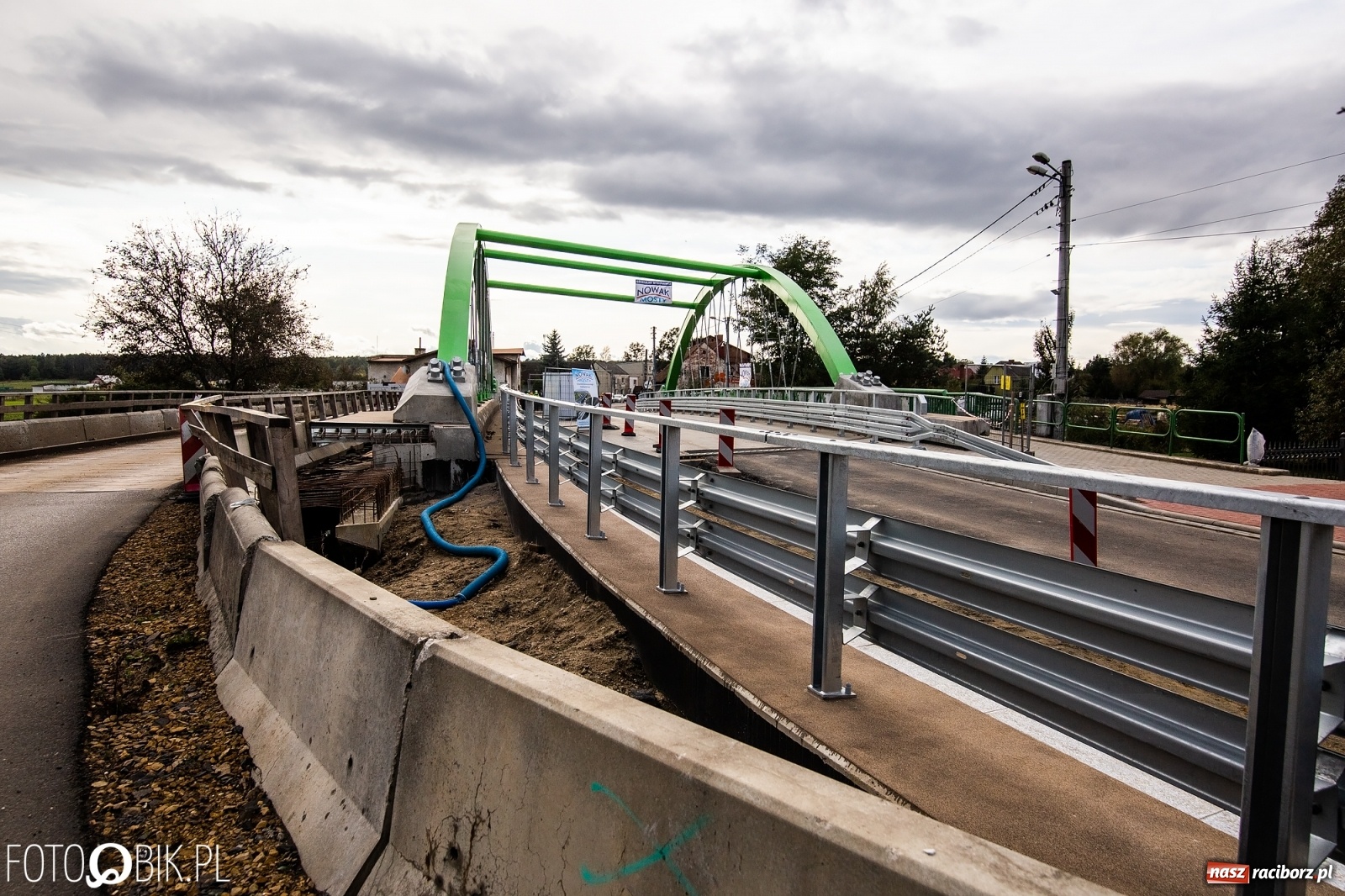 Zdjęcie w galerii na portalu naszraciborz.pl: Pierwsze samochody przejechały po nowym moście w Rudach [FOTO i WIDEO] wiadomości z regionu