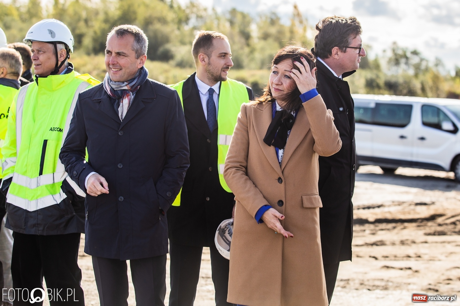 Zdjęcie w galerii na portalu naszraciborz.pl: Budowa zbiornika Racibórz na finiszu. Ulga płynie już przez budowlę przelewowo-spustową [FOTO i WIDEO] wiadomości z regionu