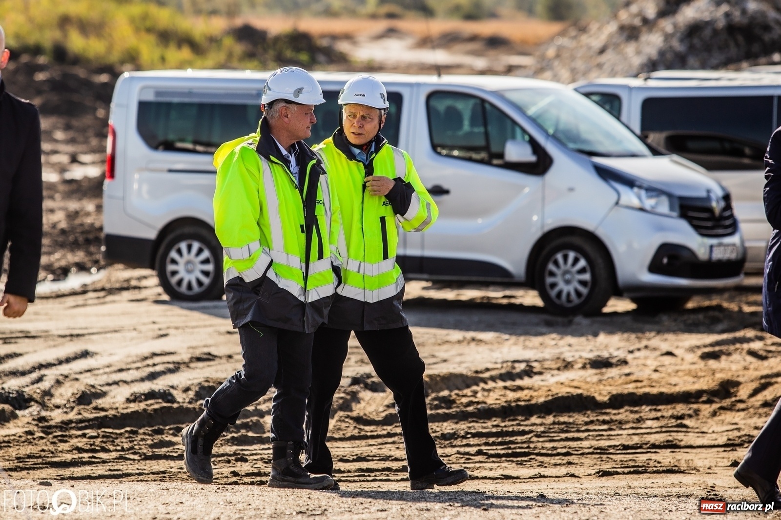 Zdjęcie w galerii na portalu naszraciborz.pl: Wiatr we włosach, czyli briefing przy zaporze  wiadomości z regionu