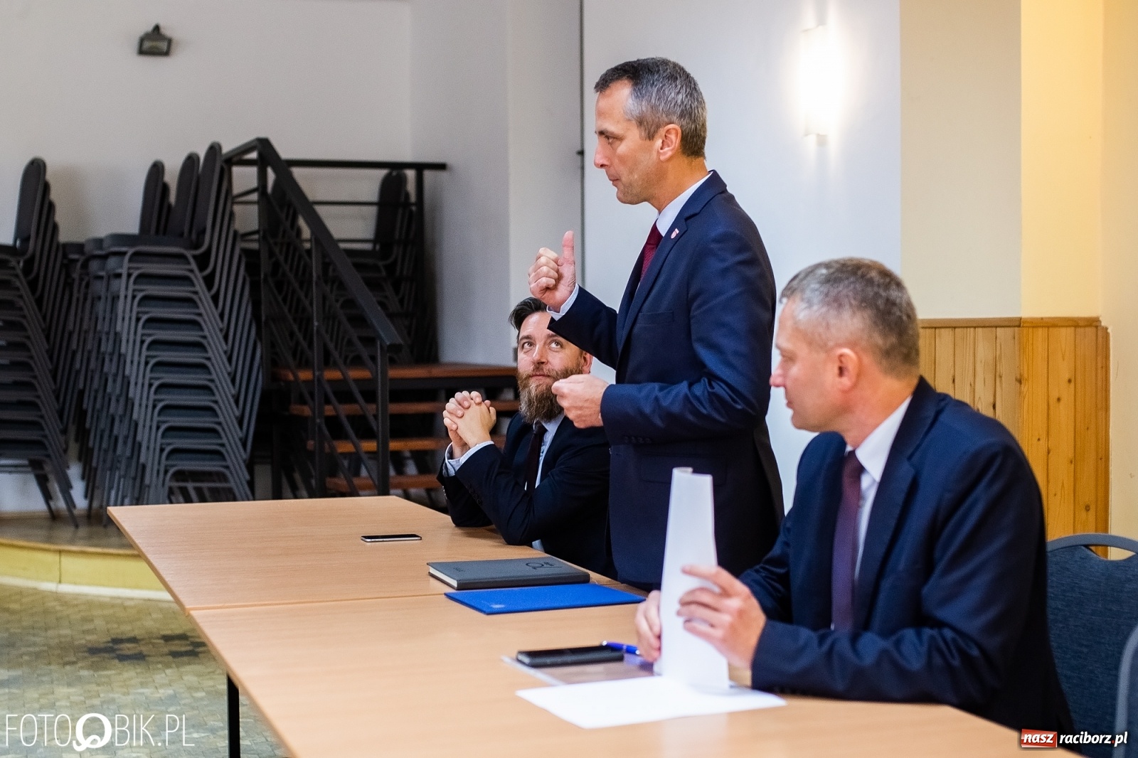 Zdjęcie w galerii na portalu naszraciborz.pl: Zebra na żądanie i fotopułapka. Prezydent w Sudole  wiadomości z regionu