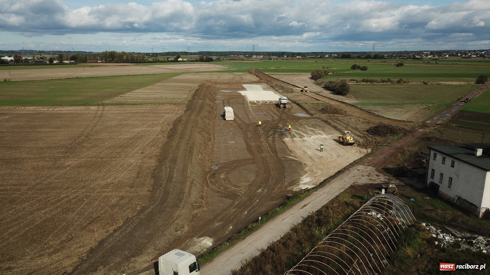 Zdjęcie w galerii na portalu naszraciborz.pl: Wschodnia obwodnica Raciborza okiem drona [FOTO]  wiadomości z regionu