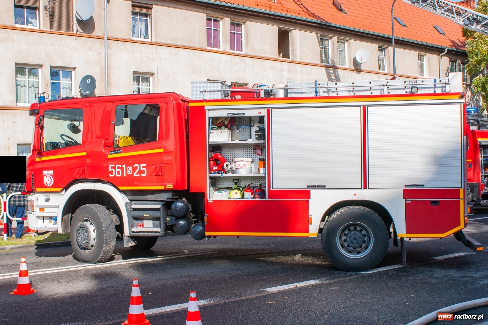 Zdjęcie w galerii na portalu naszraciborz.pl: Pożar w budynku przy Kościuszki. Straż nie wyklucza podpalenia! [FOTO i WIDEO] wiadomości z regionu