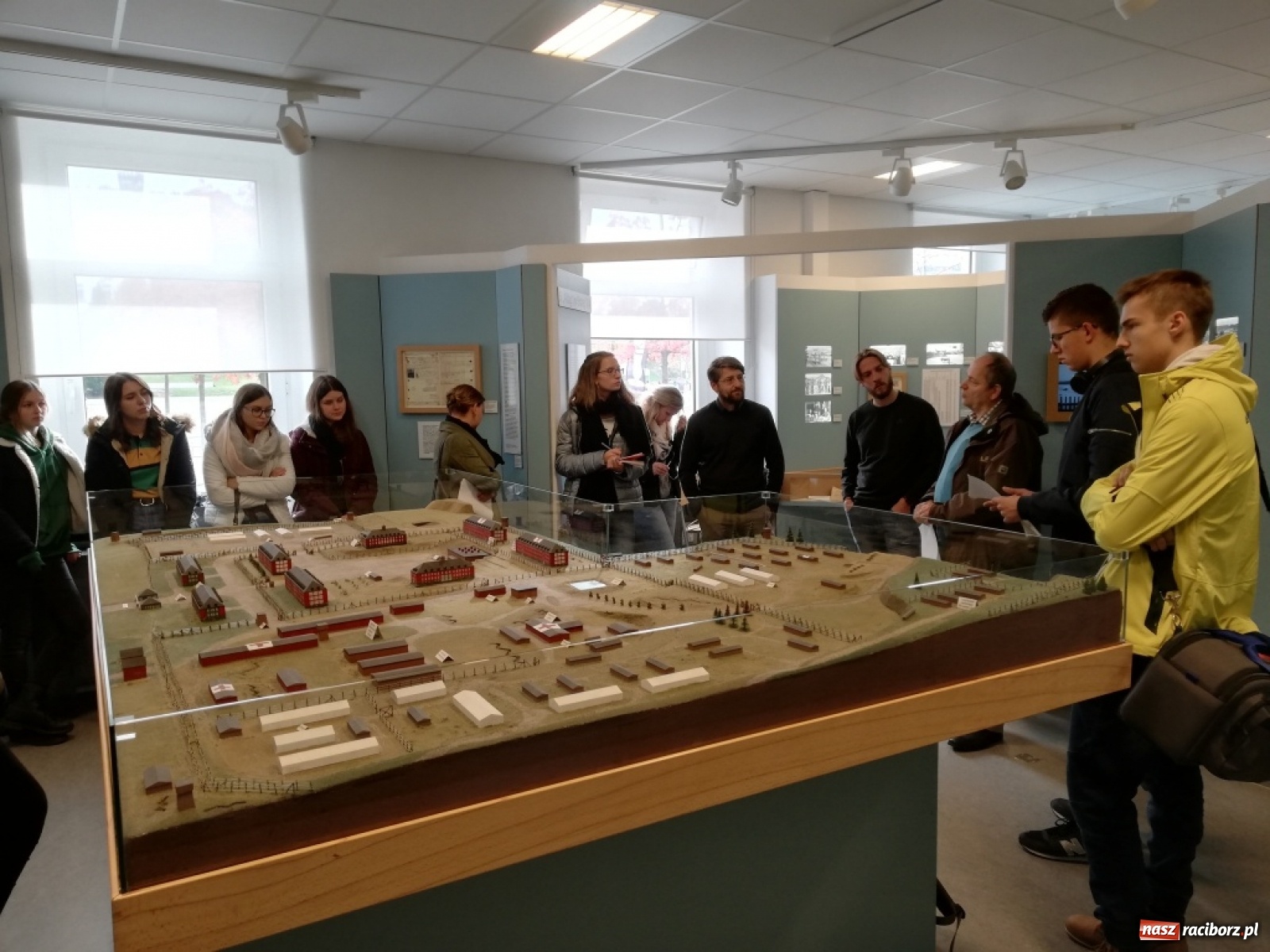 Zdjęcie w galerii na portalu naszraciborz.pl: Zachować pamięć. Odkrywanie polsko-niemieckich relacji wiadomości z regionu