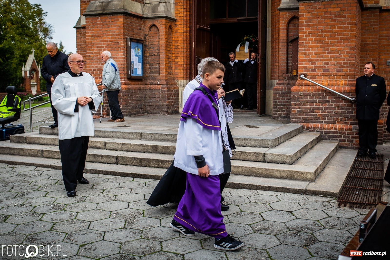 Zdjęcie w galerii na portalu naszraciborz.pl: Ostatnie pożegnanie śp. Maestro Piotra Libery wiadomości z regionu
