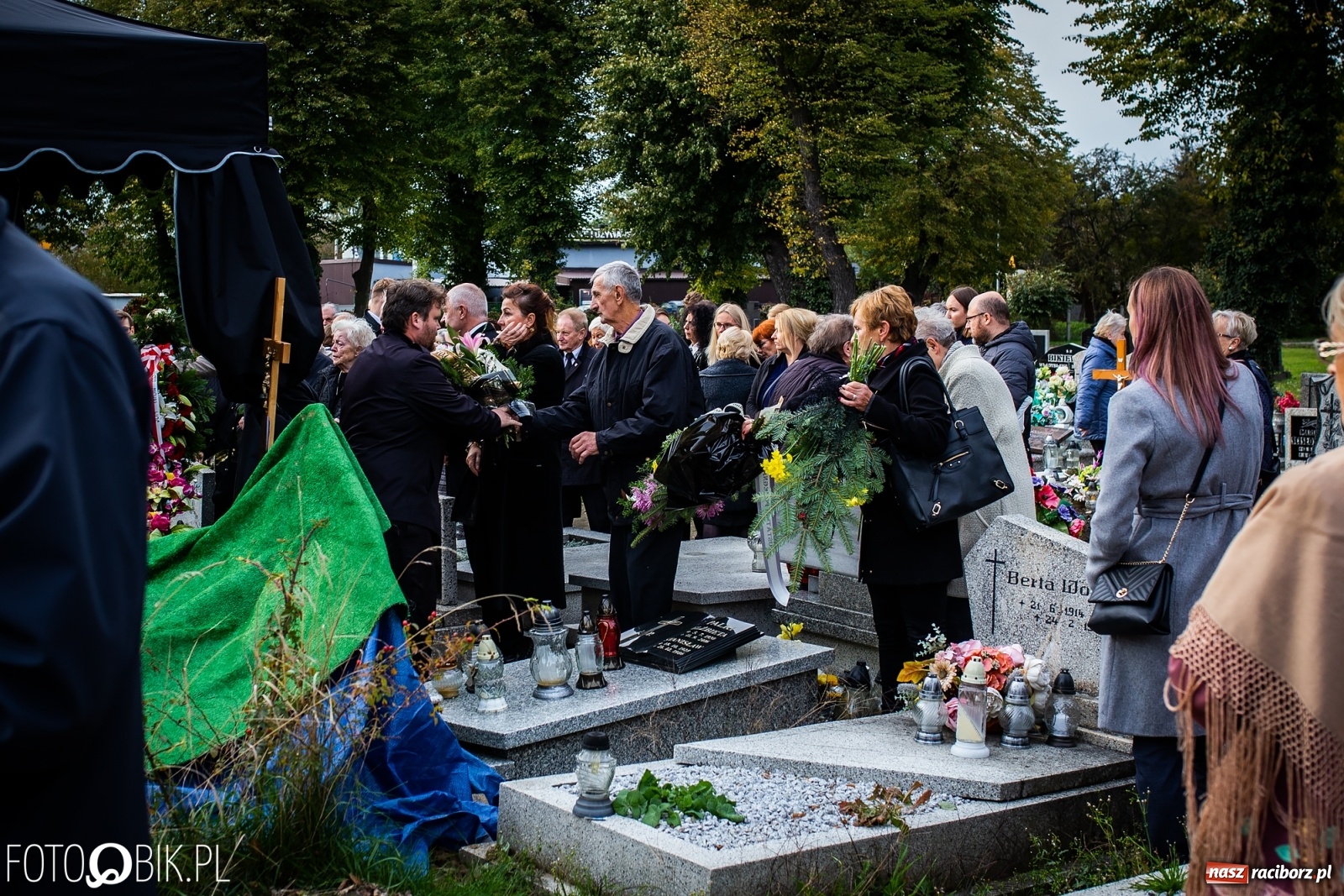 Zdjęcie w galerii na portalu naszraciborz.pl: Ostatnie pożegnanie śp. Maestro Piotra Libery wiadomości z regionu