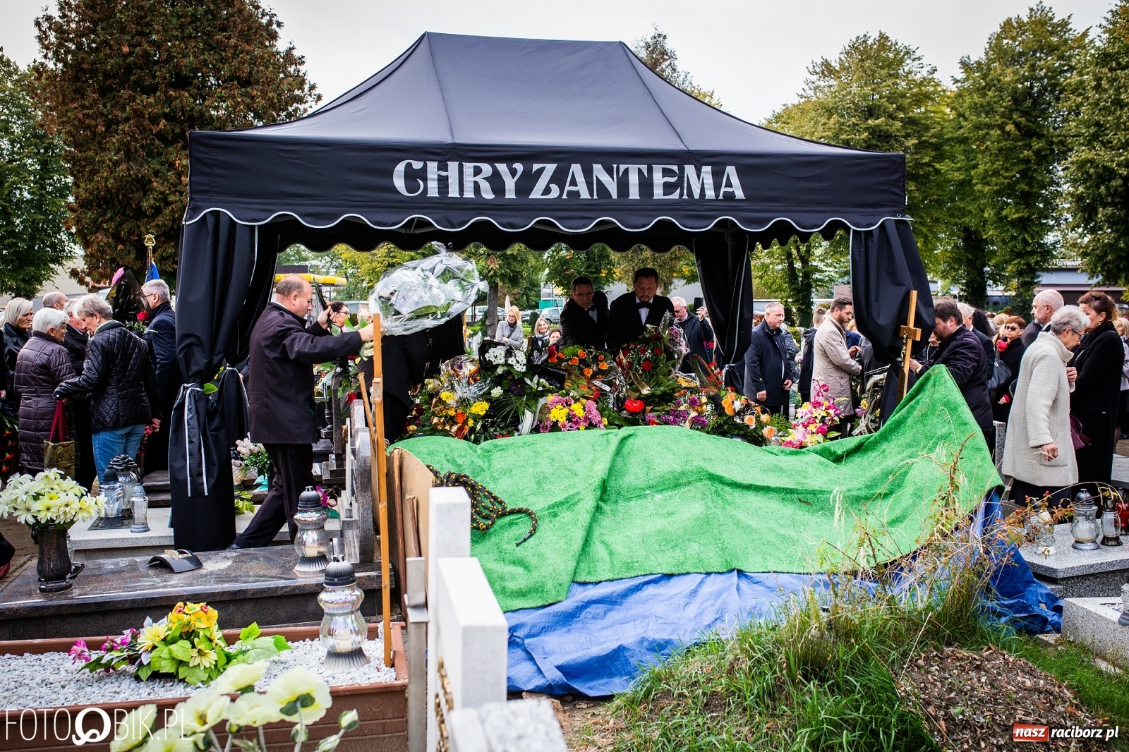 Zdjęcie w galerii na portalu naszraciborz.pl: Ostatnie pożegnanie śp. Maestro Piotra Libery wiadomości z regionu