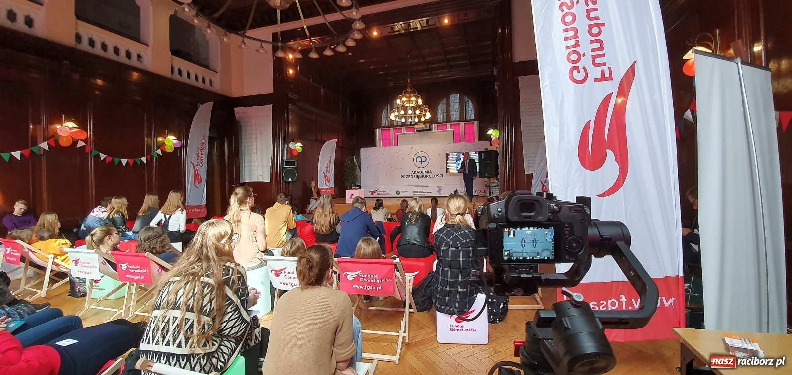 Zdjęcie w galerii na portalu naszraciborz.pl: Akademia Przedsiębiorczości w I LO  wiadomości z regionu