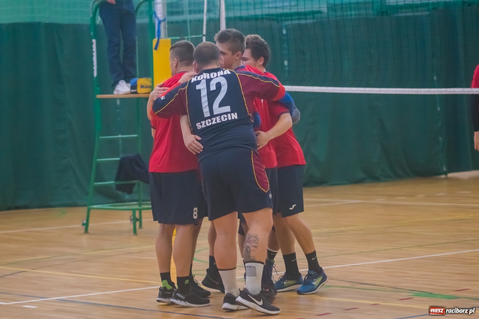 Zdjęcie w galerii na portalu naszraciborz.pl: Siatkarskie zmagania niesłyszących w Arenie Rafako [FOTO i WIDEO] wiadomości z regionu