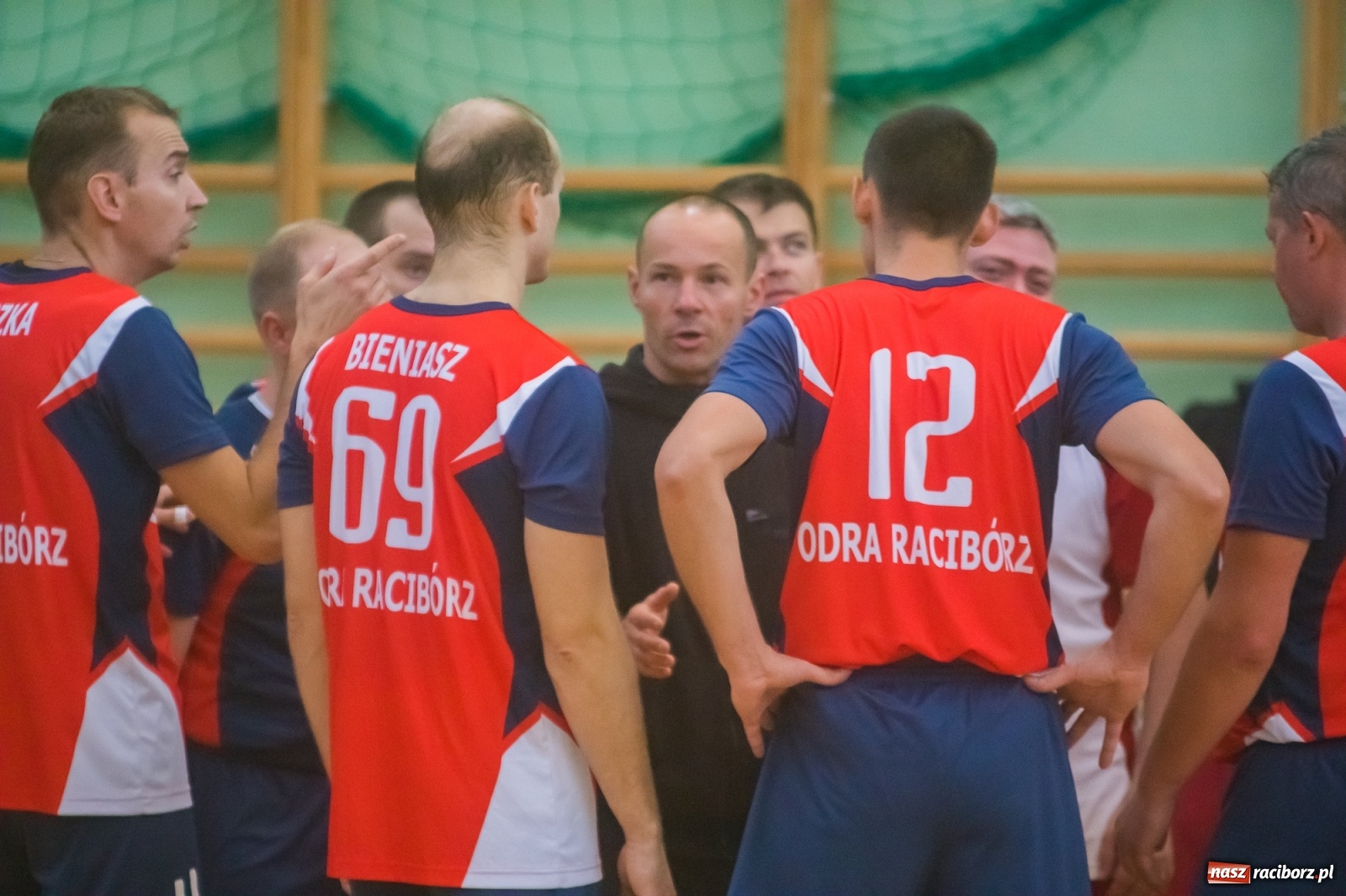 Zdjęcie w galerii na portalu naszraciborz.pl: Siatkarskie zmagania niesłyszących w Arenie Rafako [FOTO i WIDEO] wiadomości z regionu