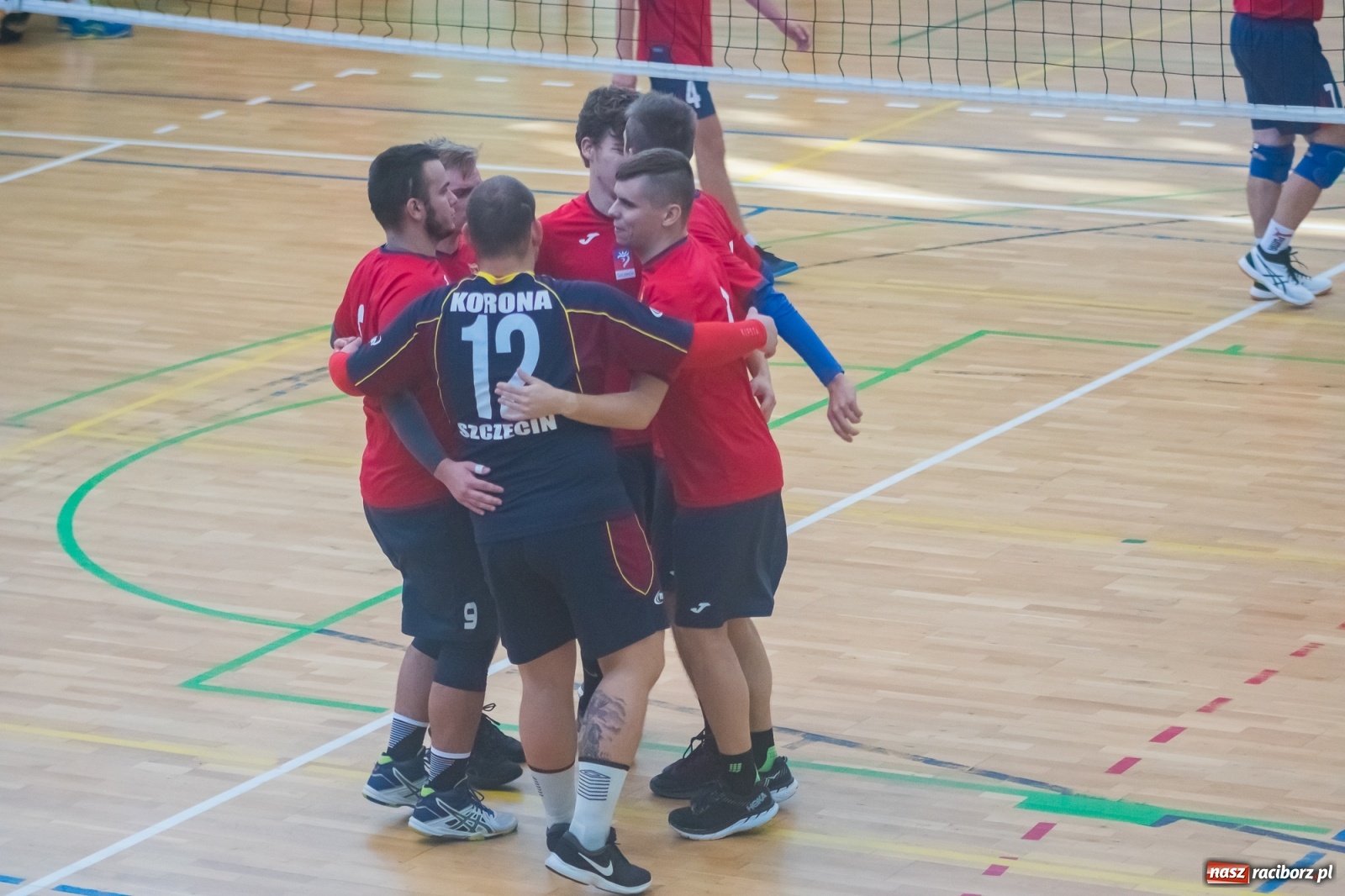 Zdjęcie w galerii na portalu naszraciborz.pl: Siatkarskie zmagania niesłyszących w Arenie Rafako [FOTO i WIDEO] wiadomości z regionu