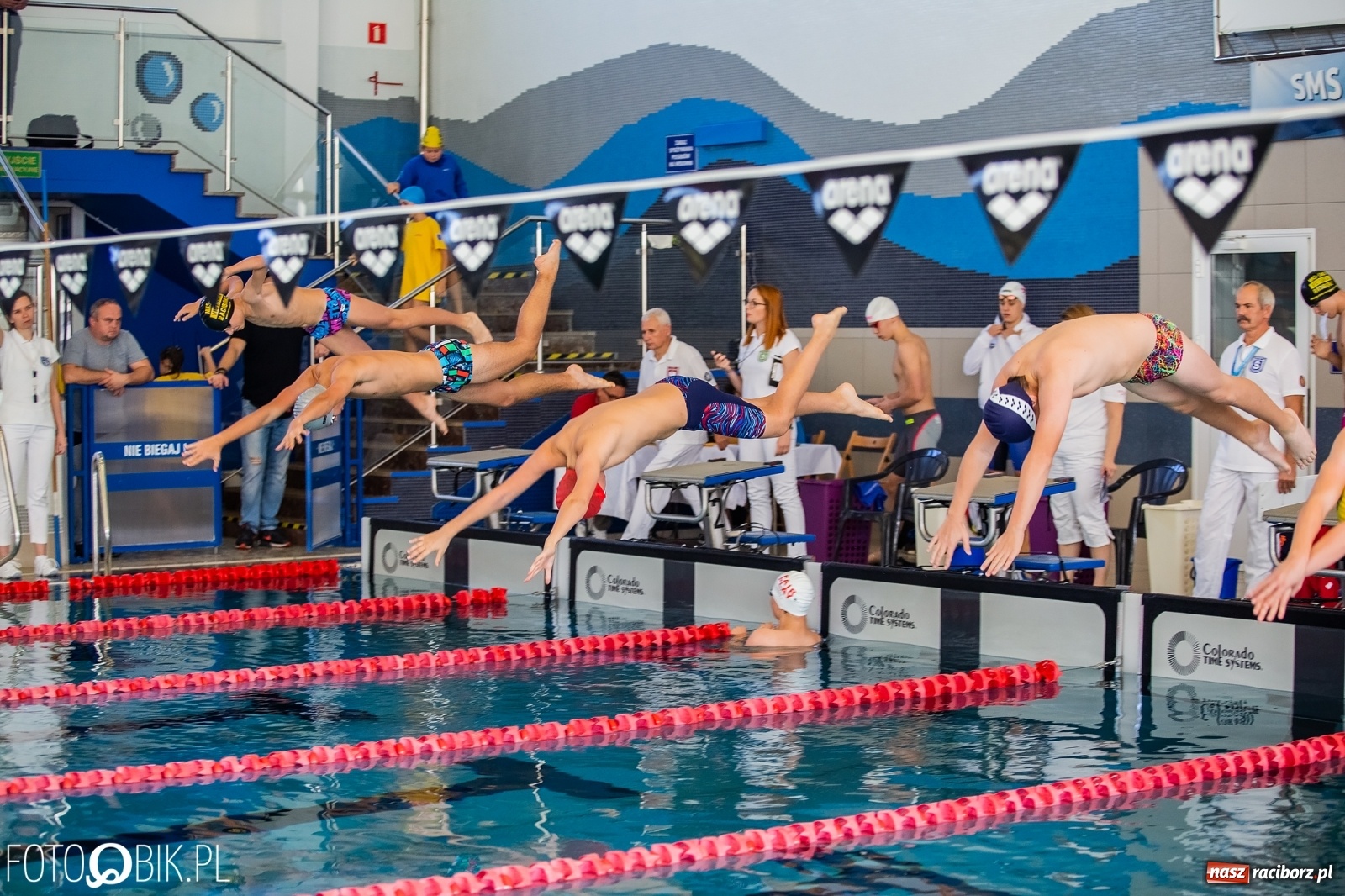 Zdjęcie w galerii na portalu naszraciborz.pl: 12. Międzynarodowe Zawody Pływackie o Puchar Dyrektora ZSOMS wiadomości z regionu