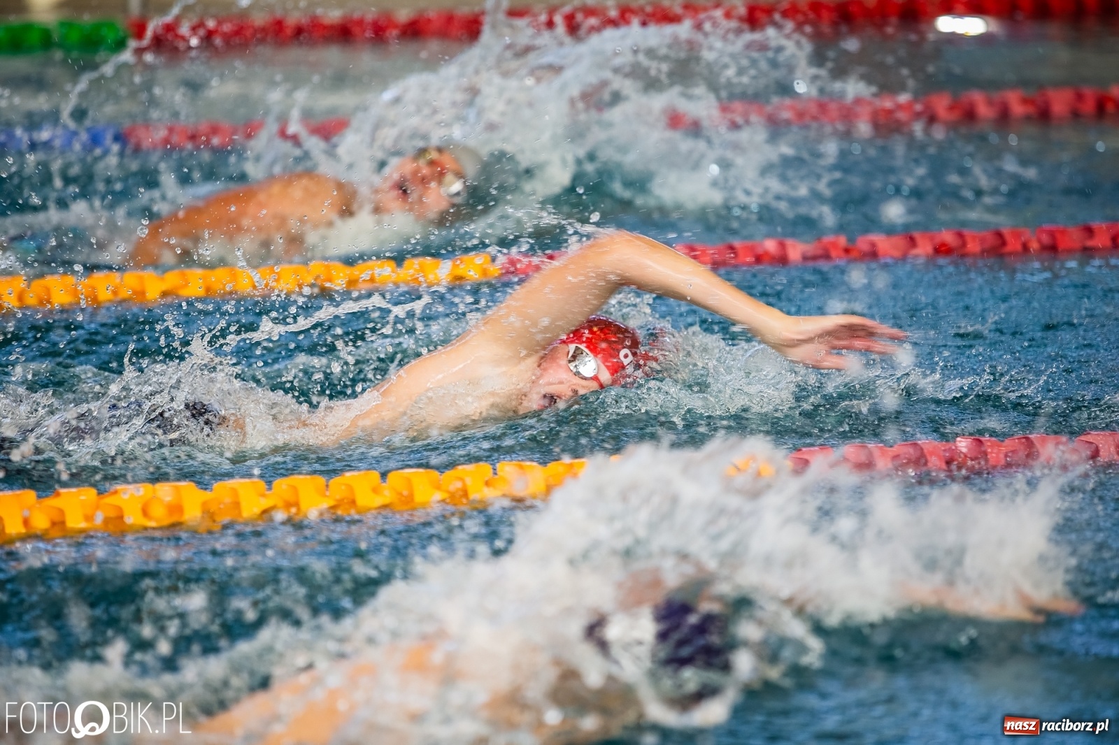 Zdjęcie w galerii na portalu naszraciborz.pl: 12. Międzynarodowe Zawody Pływackie o Puchar Dyrektora ZSOMS wiadomości z regionu
