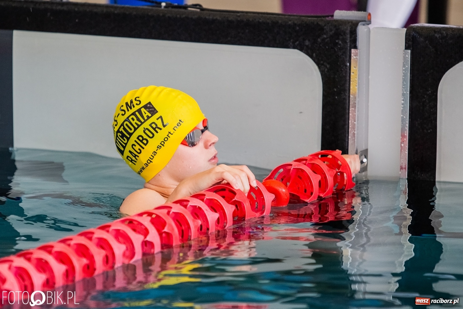 Zdjęcie w galerii na portalu naszraciborz.pl: 12. Międzynarodowe Zawody Pływackie o Puchar Dyrektora ZSOMS wiadomości z regionu