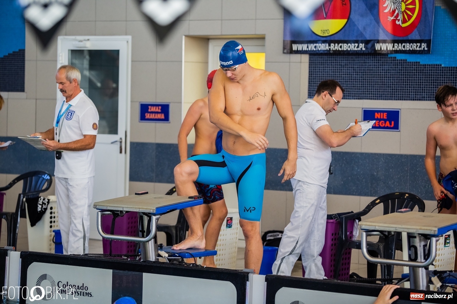 Zdjęcie w galerii na portalu naszraciborz.pl: 12. Międzynarodowe Zawody Pływackie o Puchar Dyrektora ZSOMS wiadomości z regionu
