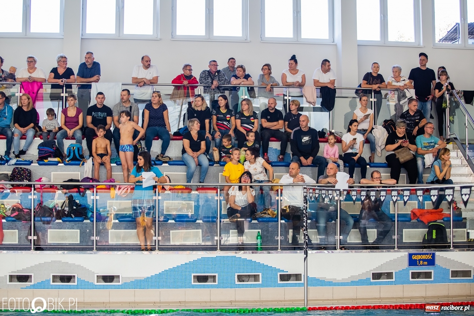 Zdjęcie w galerii na portalu naszraciborz.pl: 12. Międzynarodowe Zawody Pływackie o Puchar Dyrektora ZSOMS wiadomości z regionu