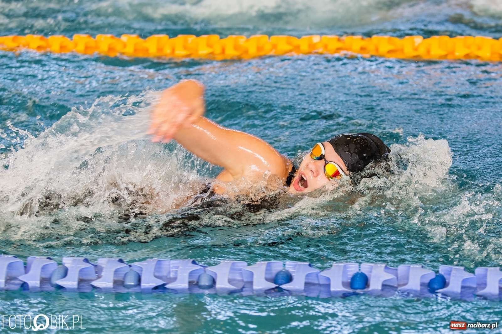 Zdjęcie w galerii na portalu naszraciborz.pl: 12. Międzynarodowe Zawody Pływackie o Puchar Dyrektora ZSOMS wiadomości z regionu