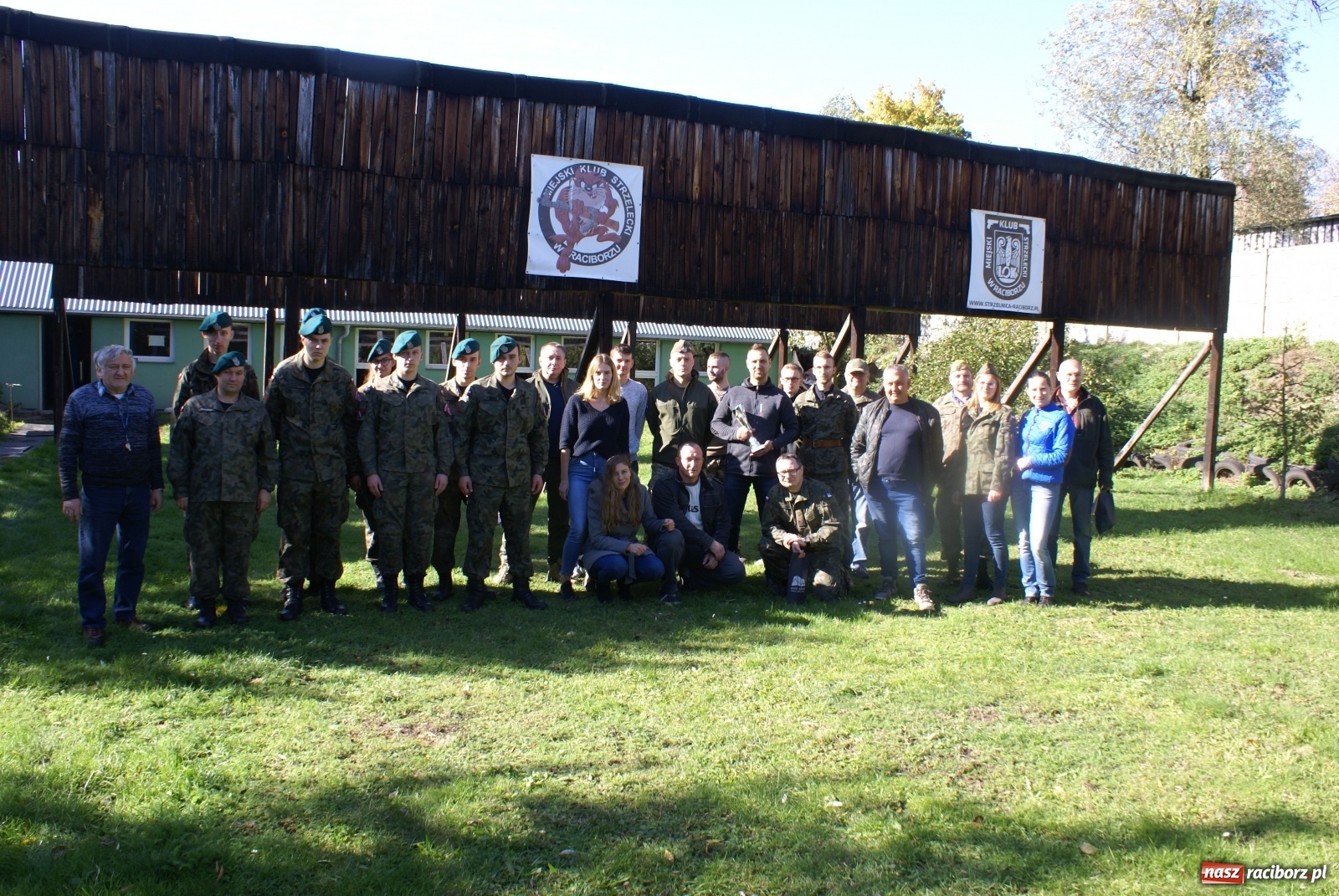 Zdjęcie w galerii na portalu naszraciborz.pl: V Ogólnopolski Turniej Strzelecki Środowisk Kawaleryjskich o Puchar Pułku 4-go Ułanów Zaniemeńskich wiadomości z regionu