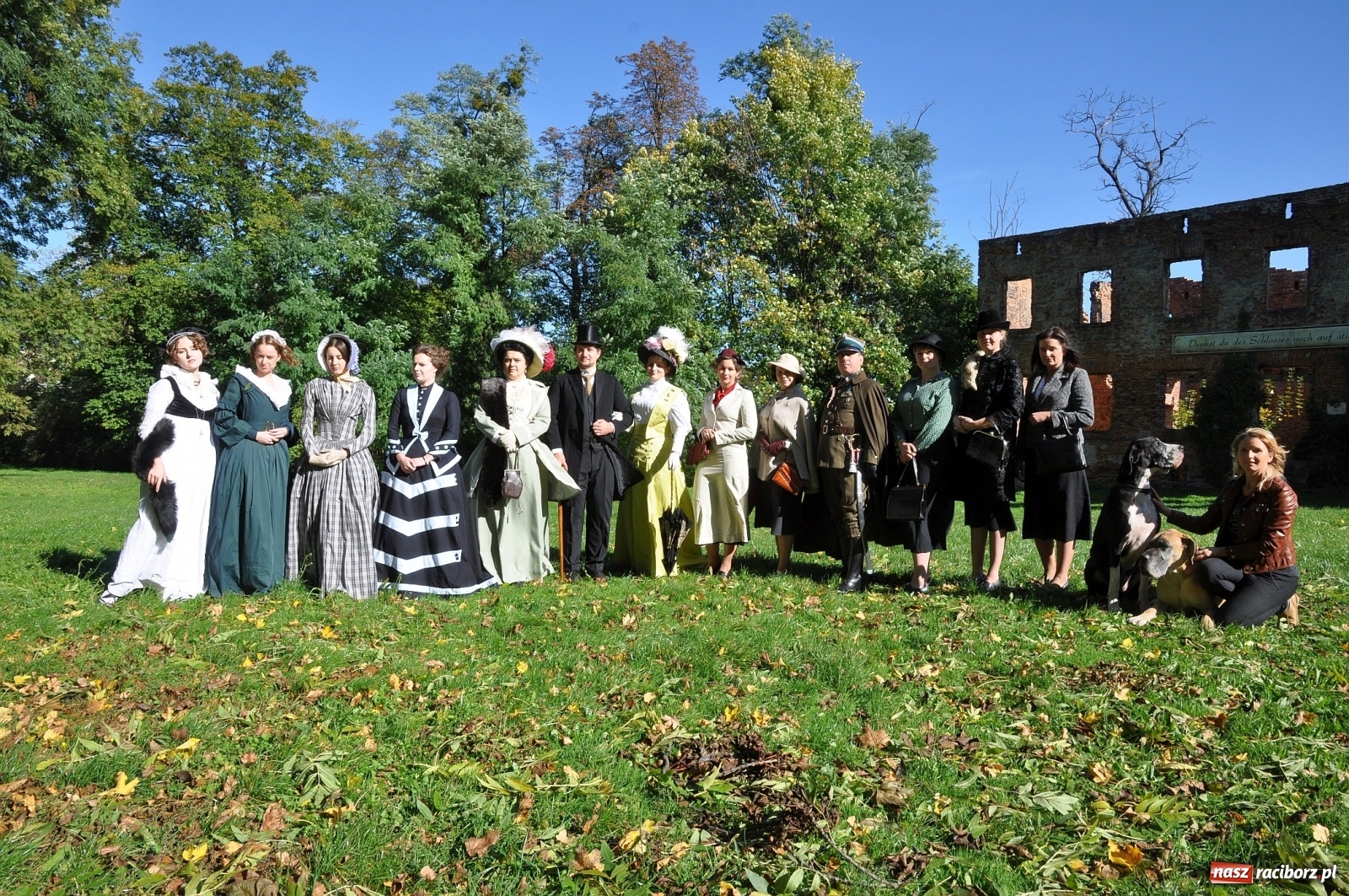 Zdjęcie w galerii na portalu naszraciborz.pl: Wyjątkowa retro sesja w gminie Rudnik [FOTO i WIDEO] wiadomości z regionu