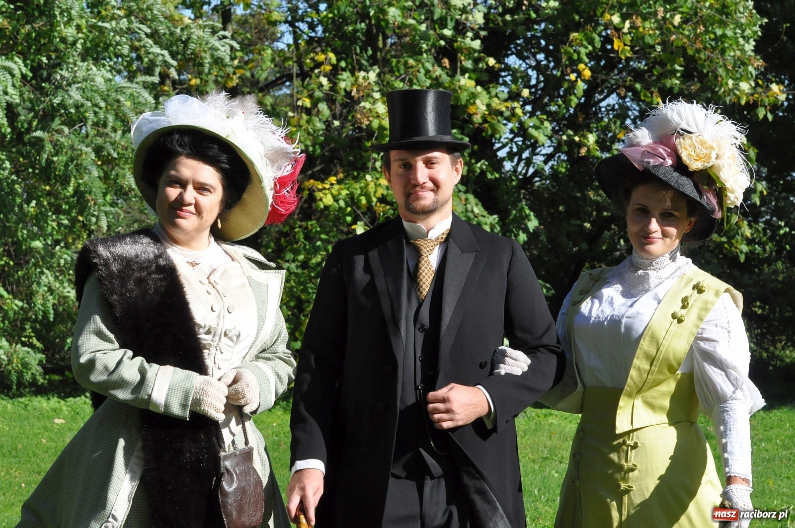 Zdjęcie w galerii na portalu naszraciborz.pl: Wyjątkowa retro sesja w gminie Rudnik [FOTO i WIDEO] wiadomości z regionu