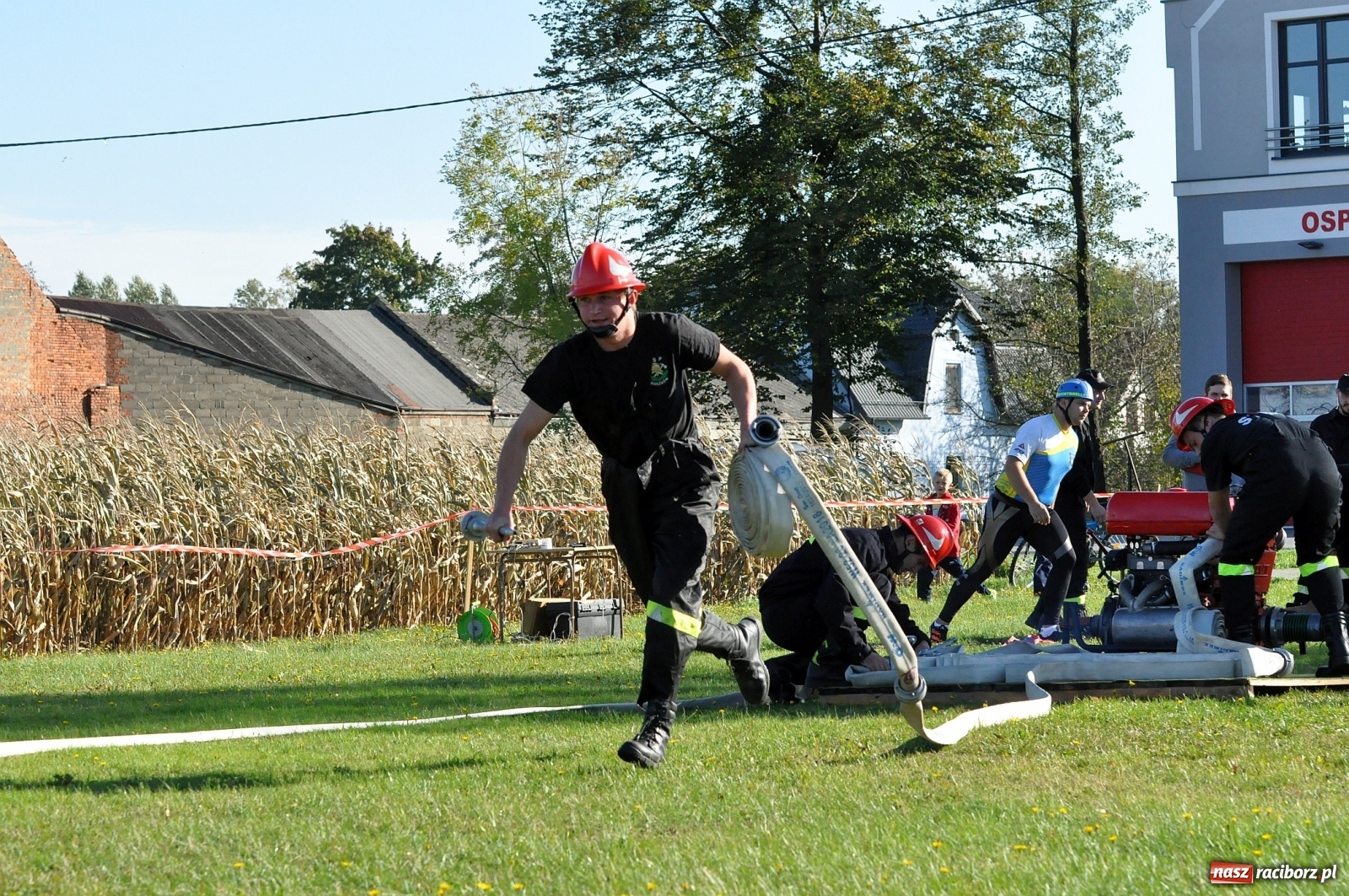 Zdjęcie w galerii na portalu naszraciborz.pl: Polscy i czescy strażacy rywalizowali w Rudyszwałdzie [FOTO] wiadomości z regionu