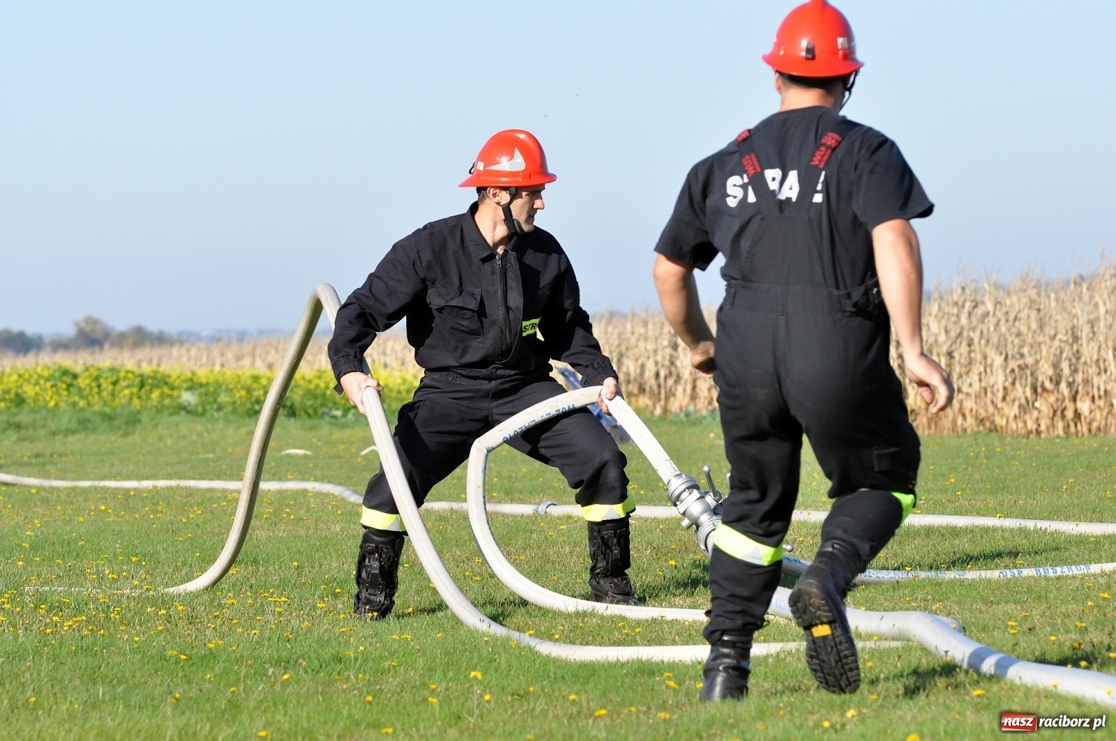 Zdjęcie w galerii na portalu naszraciborz.pl: Polscy i czescy strażacy rywalizowali w Rudyszwałdzie [FOTO] wiadomości z regionu