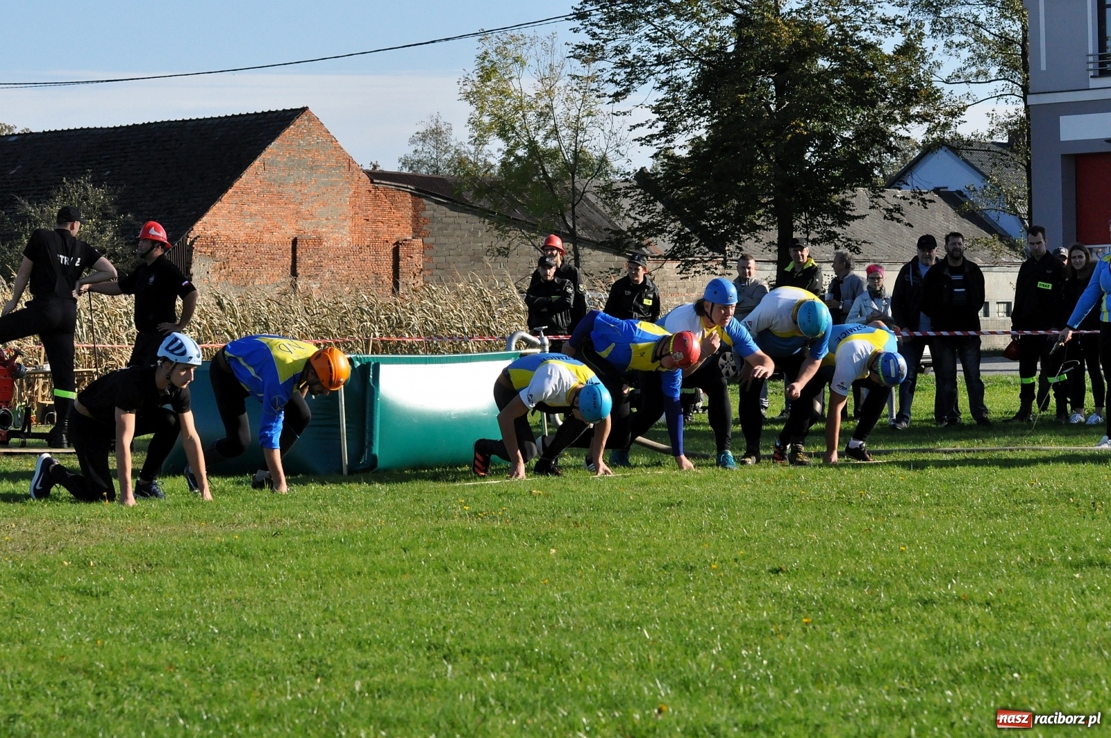 Zdjęcie w galerii na portalu naszraciborz.pl: Polscy i czescy strażacy rywalizowali w Rudyszwałdzie [FOTO] wiadomości z regionu