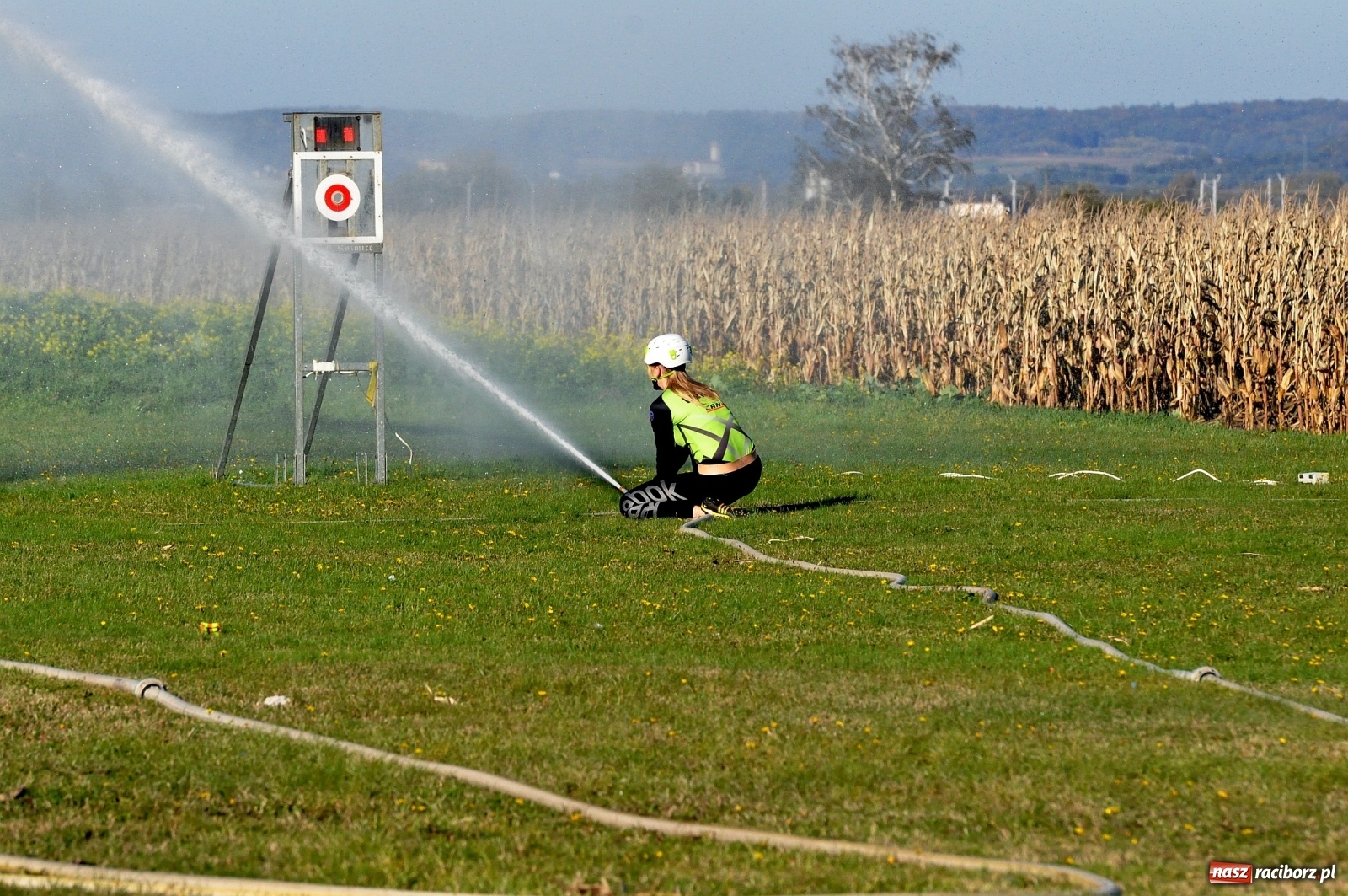 Zdjęcie w galerii na portalu naszraciborz.pl: Polscy i czescy strażacy rywalizowali w Rudyszwałdzie [FOTO] wiadomości z regionu