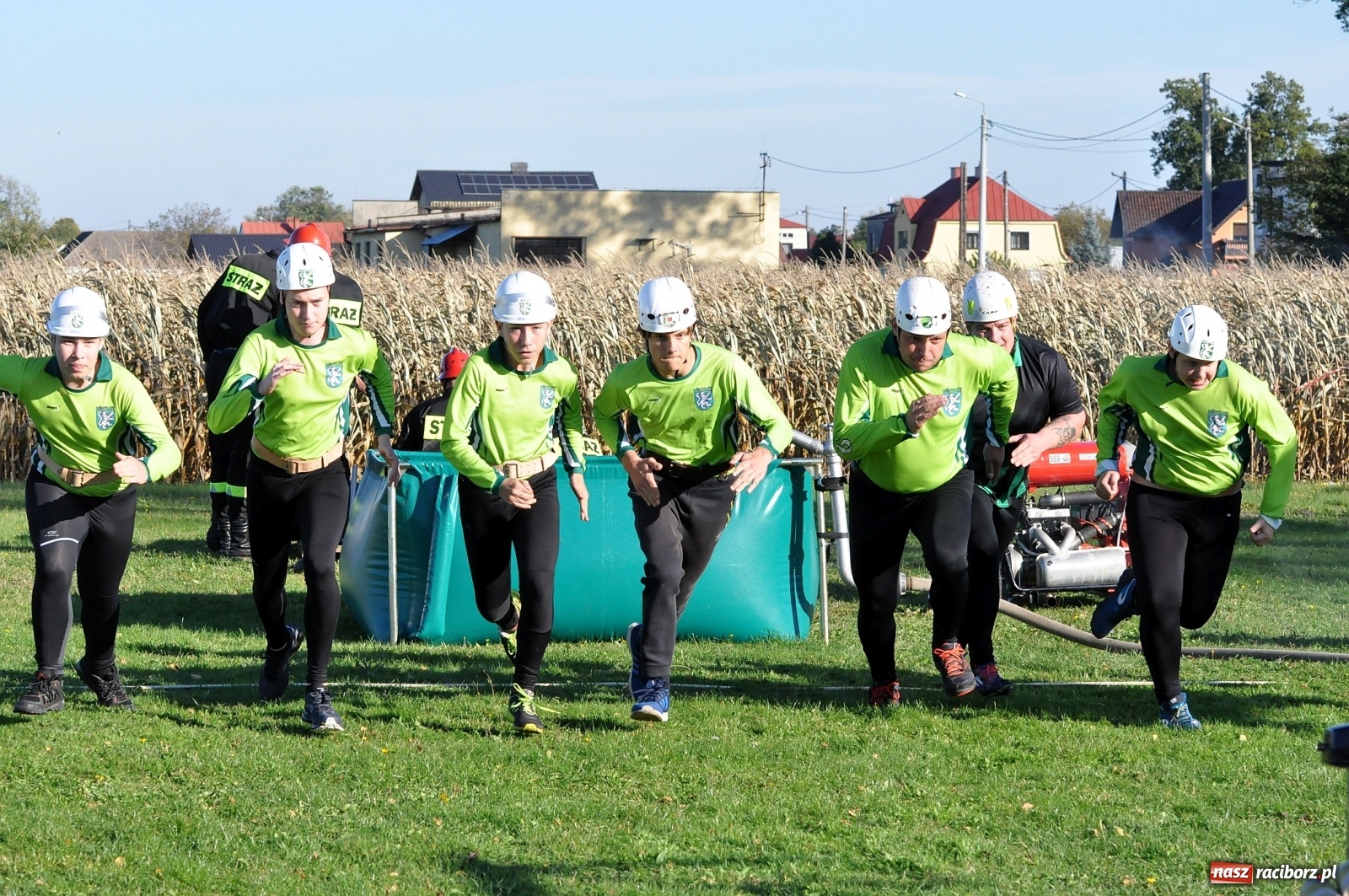 Zdjęcie w galerii na portalu naszraciborz.pl: Polscy i czescy strażacy rywalizowali w Rudyszwałdzie [FOTO] wiadomości z regionu
